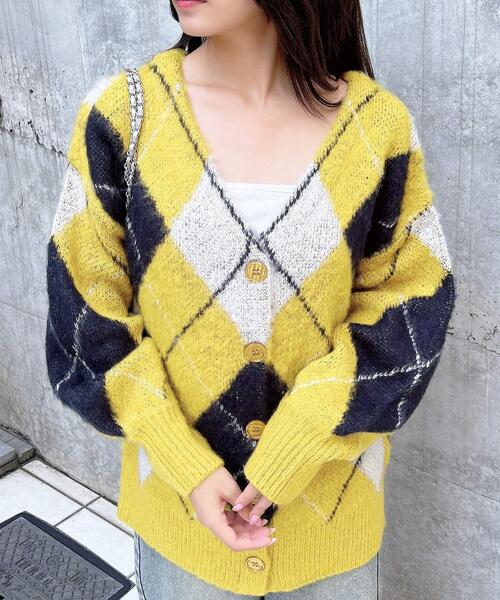 INGNI（イング）の「アーガイル柄ロングニットカーディガン（カーディガン/ボレロ・レディース・ブラック×グレー/マスタード/ブルー・M）」の14枚目の写真