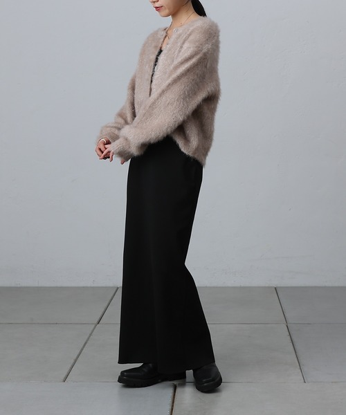 COLONY 2139（コロニートゥーワンスリーナイン）の「ファーライクラメニットカーディガン（カーディガン/ボレロ・レディース・グレー/ベージュ/レッド・FREE）」の18枚目の写真