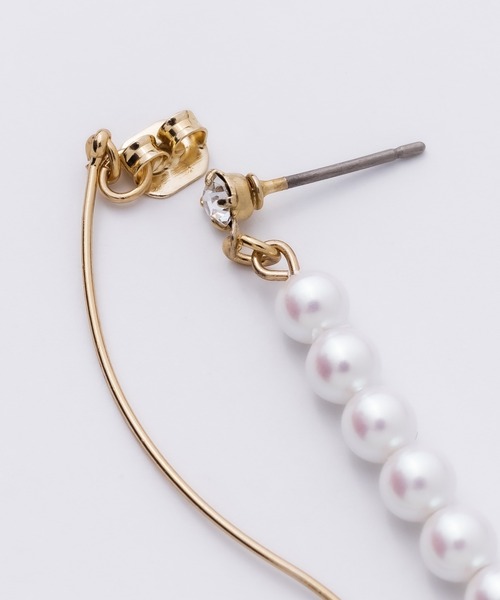 ciite'(シーテ)の「6連ビジューパールデザインピアス (両耳用)(ピアス(両耳用)・レディース・シルバー/ゴールド・FREE)」の3枚目の写真