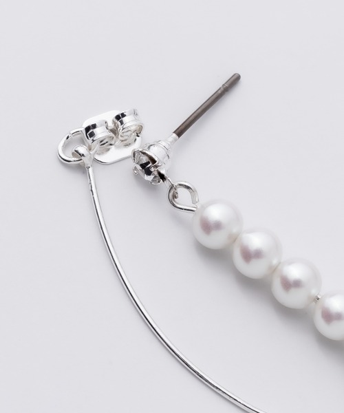 ciite'(シーテ)の「6連ビジューパールデザインピアス (両耳用)(ピアス(両耳用)・レディース・シルバー/ゴールド・FREE)」の4枚目の写真