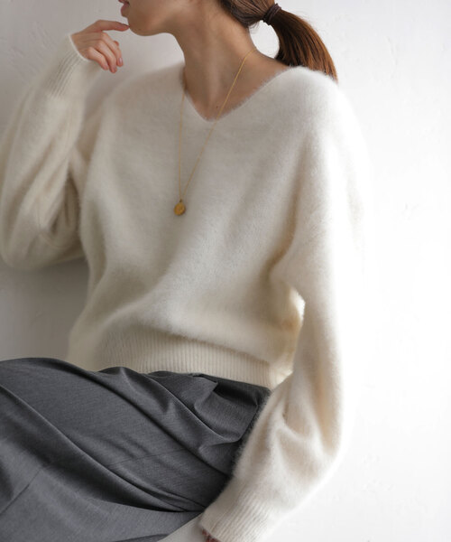 La TOTALITE（ラトータリテ）の「FOXカシミヤVネックプルオーバー