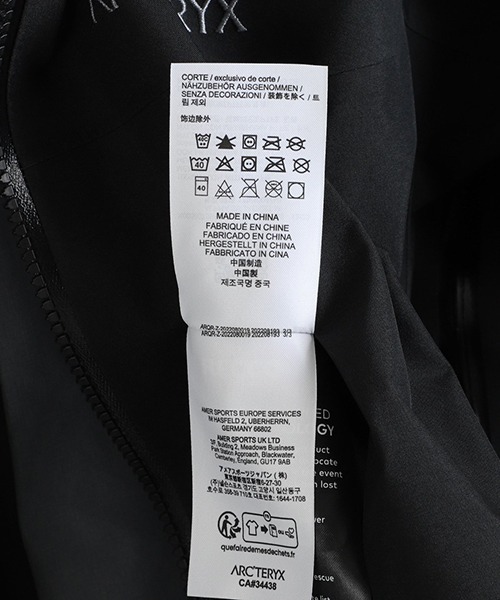 ARC'TERYX（アークテリクス）の「ARC'TERYX / アークテリクス：Alpha SV Jacket M：X00000755503[STD]（マウンテンパーカー・メンズ・ブラック・L/M/S/XS）」の6枚目の写真