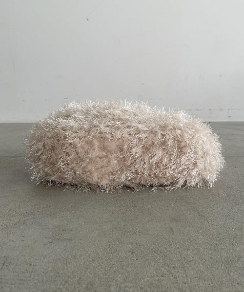 210nouve（トゥージュヌーブ）の「シャギーファーショルダーバッグ（ショルダーバッグ・レディース・ブラック/ブラウン/ベージュ/レッド/ブルー・FREE）」の9枚目の写真