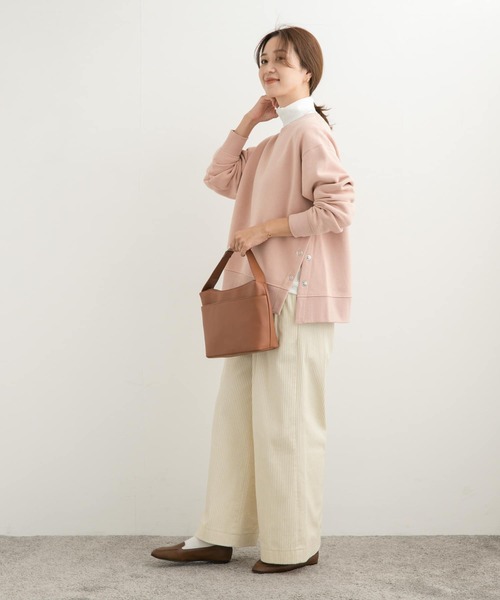 URBAN RESEARCH DOORS（アーバンリサーチドアーズ）の「『UR TECH』テレコタートルネックTシャツ（Tシャツ/カットソー・レディース・オフホワイト/ブラック/チャコールグレー・MEDIUM）」の8枚目の写真