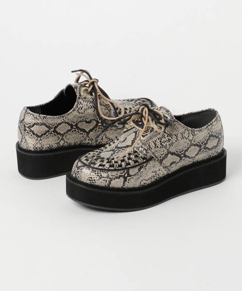 YOSUKE(ヨースケ)の「「YOSUKE/ヨースケ」厚底ラバーソールスニーカー(スニーカー・レディース・ホワイト/ブラック×ホワイト/ブラック/ブラック系その他/ホワイト系その他/マルチ/ブラックミックス/ピンク系その他/ライトブルー/ライトピンク/ブラック×レッド/シルバー/ゴールド/ベージュ系その他・LL/L/S/M)」の9枚目の写真