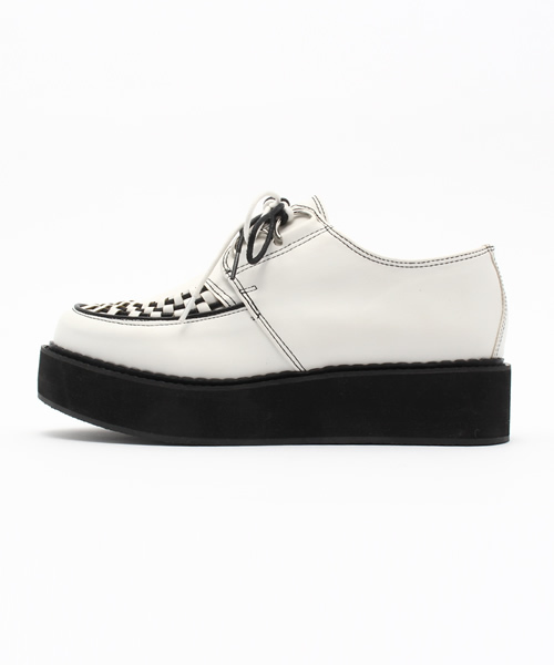 YOSUKE(ヨースケ)の「「YOSUKE/ヨースケ」厚底ラバーソールスニーカー(スニーカー・レディース・ホワイト/ブラック×ホワイト/ブラック/ブラック系その他/ホワイト系その他/マルチ/ブラックミックス/ピンク系その他/ライトブルー/ライトピンク/ブラック×レッド/シルバー/ゴールド/ベージュ系その他・LL/L/S/M)」の15枚目の写真