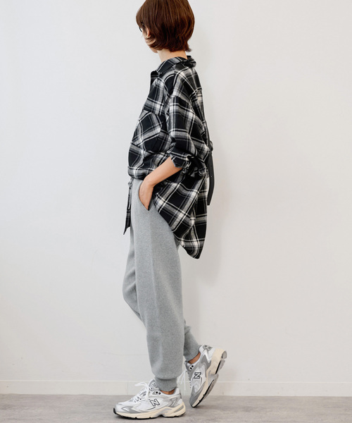 JOURNAL STANDARD relume(ジャーナルスタンダード レリューム)の「《追加3》ニットジョガーパンツ(その他パンツ・レディース・ブラック/ライトグレー・FREE)」の22枚目の写真