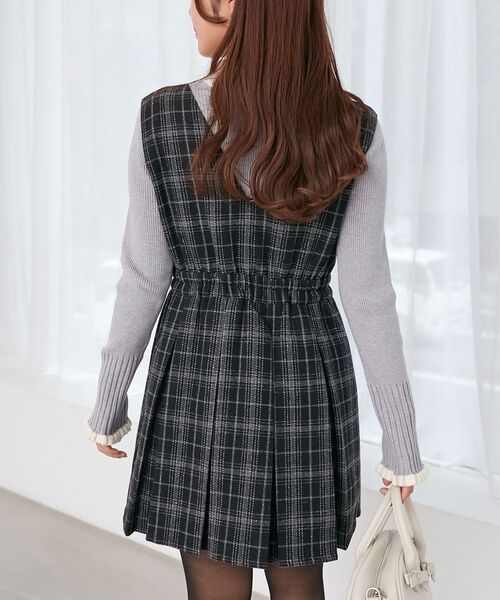 MAJESTIC LEGON(マジェスティックレゴン)の「チェックプリーツミニジャンスカ(ジャンパースカート・レディース・グレー系その他/ブラック系その他・MEDIUM)」の7枚目の写真