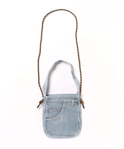 Desigual（デシグアル）の「REPRISEDENIMAMINI デニム ミニショルダーバッグ（ボディバッグ/ウエストポーチ・レディース・ブルー・FREE）」の2枚目の写真