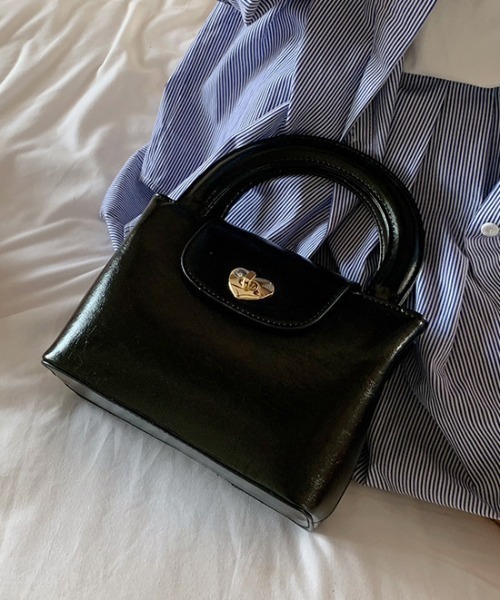 paravion（パラビオン）の「ハートボタンバッグ（トートバッグ・レディース・ブラック・FREE）」の5枚目の写真