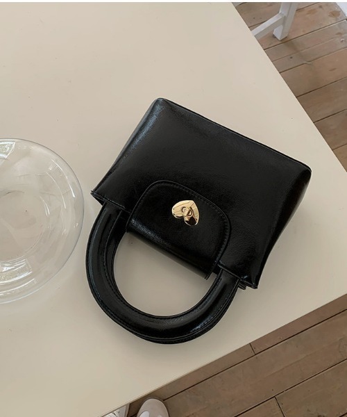 paravion（パラビオン）の「ハートボタンバッグ（トートバッグ・レディース・ブラック・FREE）」の7枚目の写真