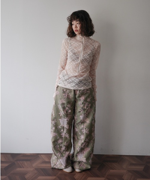 igi（イジ）の「GLITTER LACE TOPS / ハーフジップ ラメレーストップス（Tシャツ/カットソー・レディース・ホワイト/ピンク/ブラック・FREE）」の17枚目の写真