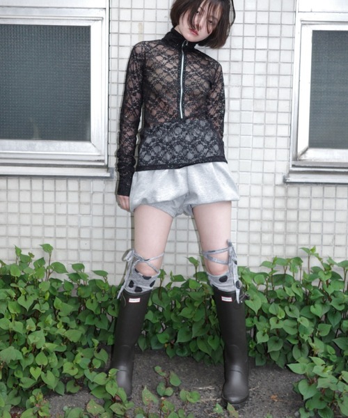 GLITTER LACE TOPS / ハーフジップ ラメレーストップス（Tシャツ