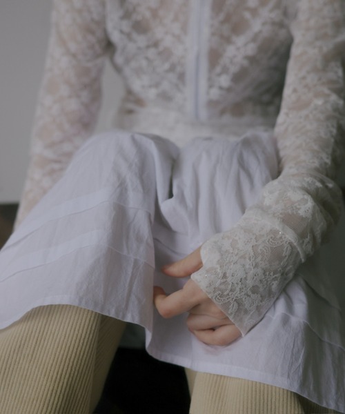 セール】GLITTER LACE TOPS / ハーフジップ ラメレーストップス