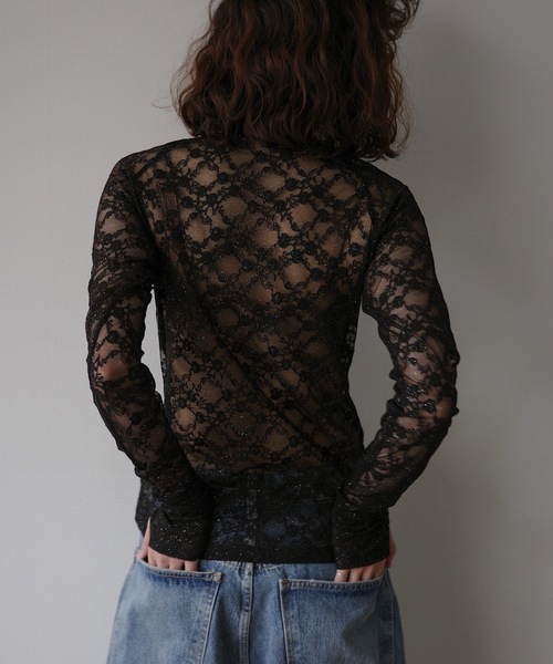 igi（イジ）の「GLITTER LACE TOPS / ハーフジップ ラメレーストップス（Tシャツ/カットソー・レディース・ホワイト/ピンク/ブラック・FREE）」の7枚目の写真