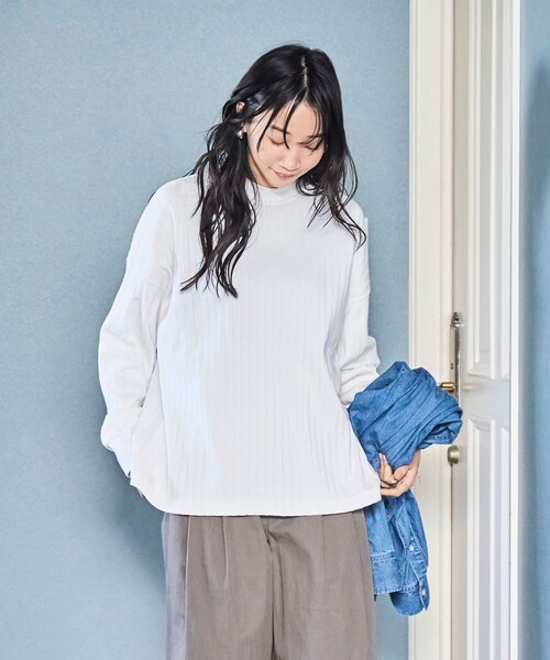 coen(コーエン)の「リピロンT / ワイドリブロングスリーブTシャツ(Tシャツ/カットソー・レディース・ベージュ/オフホワイト/ライトブルー/ブラック・L/M)」の6枚目の写真
