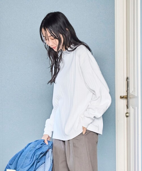 coen(コーエン)の「リピロンT / ワイドリブロングスリーブTシャツ(Tシャツ/カットソー・レディース・ベージュ/オフホワイト/ライトブルー/ブラック・L/M)」の7枚目の写真