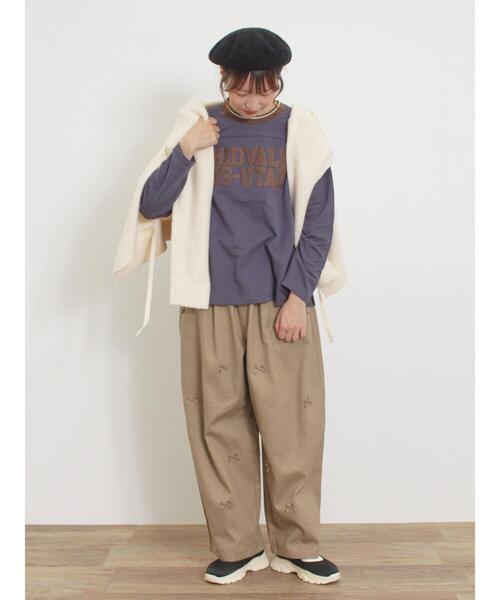 Samansa Mos2(サマンサ モスモス)の「ワッペンロゴスウェット(Tシャツ/カットソー・レディース・ネイビー/オフホワイト/イエロー/キナリ・F)」の15枚目の写真