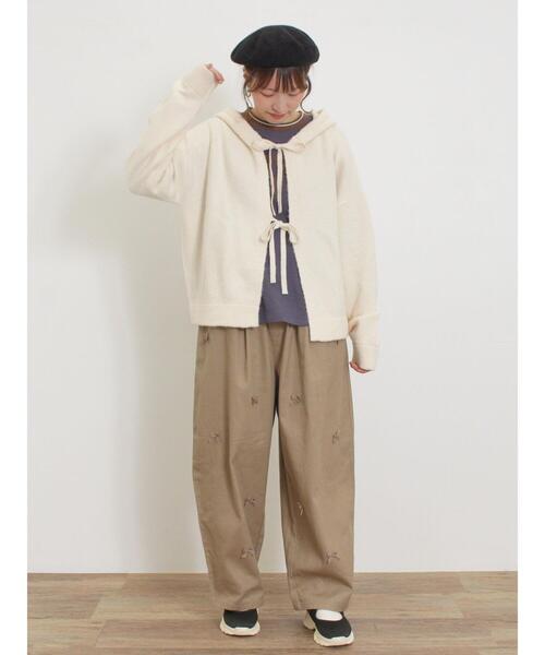 Samansa Mos2(サマンサ モスモス)の「ワッペンロゴスウェット(Tシャツ/カットソー・レディース・ネイビー/オフホワイト/イエロー/キナリ・F)」の18枚目の写真