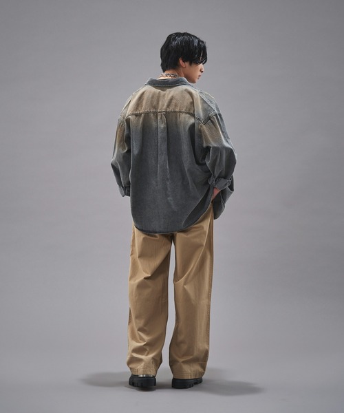 PUBLUX（パブリュクス）の「PUBLUX/パブリュクス レギュラーカラーオーバーダイデニムシャツ(限定展開)（シャツ/ブラウス・メンズ・ブラック/インディゴブルー・SMALL/MEDIUM/LARGE）」の6枚目の写真