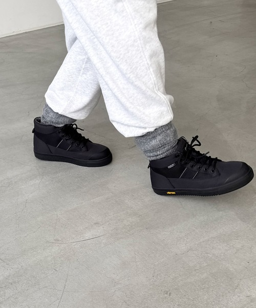 Danner(ダナー)の「DANNER GLACIER/D125500(スニーカー・レディース・ブラック・10/9/7/6/5)」の2枚目の写真