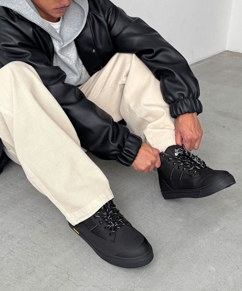 Danner(ダナー)の「DANNER GLACIER/D125500(スニーカー・レディース・ブラック・10/9/7/6/5)」の4枚目の写真