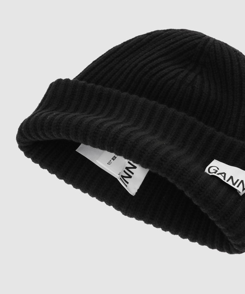 GANNI（ガニー）の「Structured Rib Beanie（ニットキャップ/ビーニー・レディース・ブラック/グレー系その他/ピンク系その他/ブラック系その他/ベージュ系その他・ONE SIZE）」の8枚目の写真