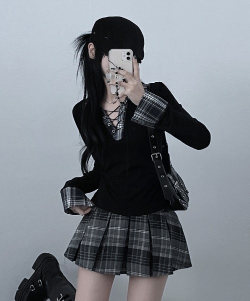 gossip！ロサンゼルス（ゴシップロサンゼルス）の「Y2K  チェックレースアップ長袖Tシャツ（Tシャツ/カットソー・レディース・ブラック/グレー/ホワイト・FREE）」の13枚目の写真