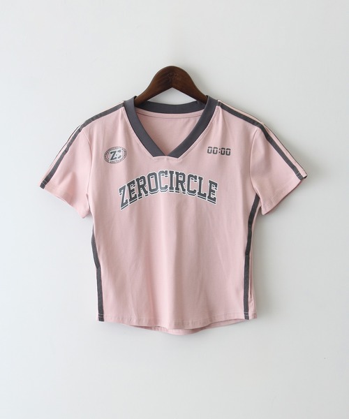 SpRay（スプレイ）の「スポーツロゴライン　Ｖネックトップス（Tシャツ/カットソー・レディース・ホワイト/ピンク/ボルドー/ネイビー・FREE）」の7枚目の写真