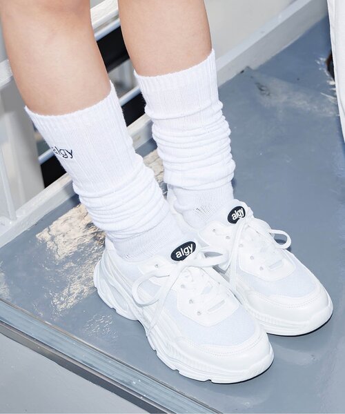 algy（アルジー）の「ワンポイントロゴロングルーズソックス（ソックス/靴下・キッズ・ブラック/オフホワイト・24/21）」の2枚目の写真