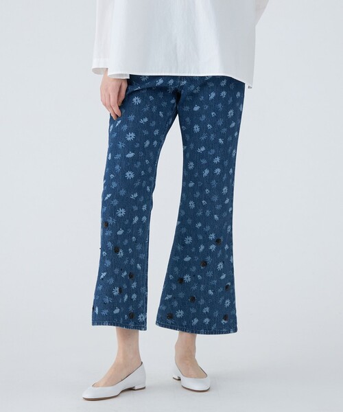 セール】フラワーレーザー プリントデニム フレアパンツ（デニム