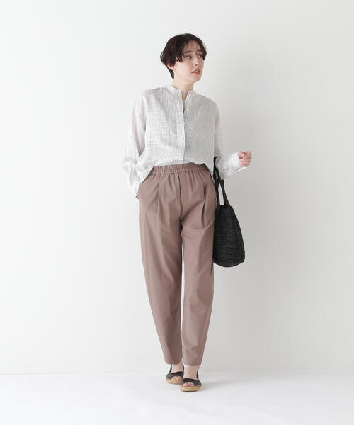 human woman(ヒューマンウーマン)の「◆シェルタリングドライファーストパンツ(その他パンツ・レディース・ホワイト系その他/ブラウン・SMALL/MEDIUM)」の17枚目の写真