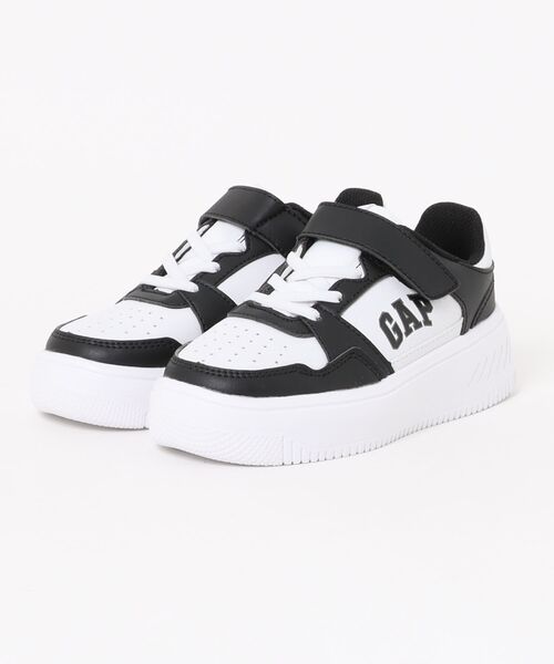 GAP(ギャップ)の「【GAP】ギャップ 厚底ロゴスニーカー GPK52504(スニーカー・キッズ・ホワイト×ブルー/ホワイト×ブラック/ホワイト系その他2/ホワイト系その他・23.0cm/22.0cm/19.0cm/20.0cm/21.0cm)」の3枚目の写真