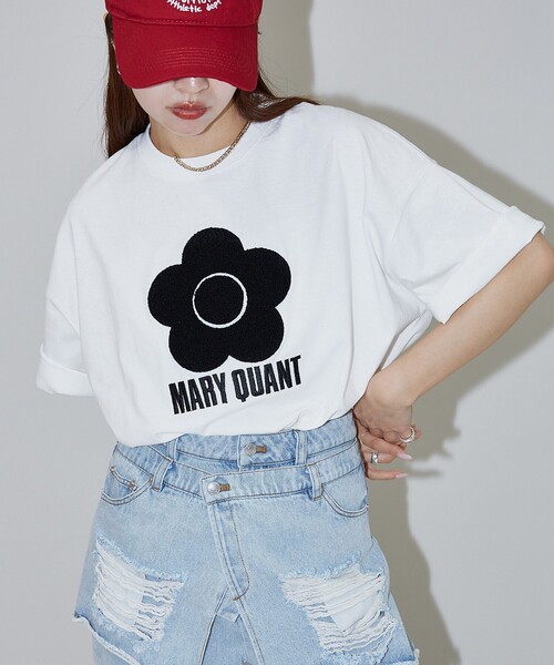PUBLUX(パブリュクス)の「MARY QUANT × PUBLUX/マリークワント 相良刺繍 Tシャツ 限定展開(Tシャツ/カットソー・レディース・ブラック/サックスブルー/オフホワイト/ピンク/ベージュ・S/M)」の16枚目の写真