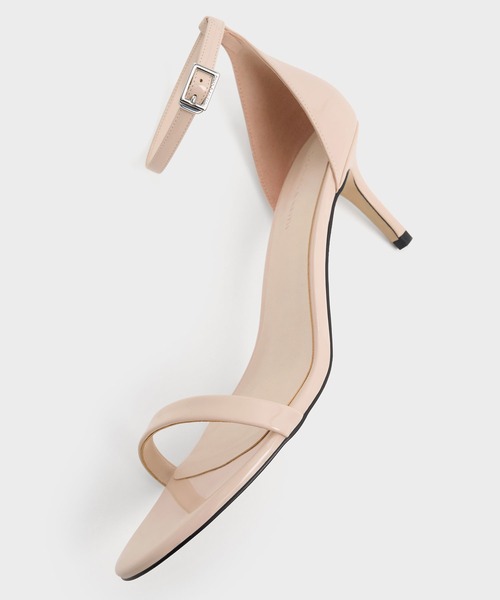 CHARLES & KEITH(チャールズ & キース)の「スティレットヒール アンクルストラップサンダル(サンダル・レディース・アイボリー/ブラック系その他2・24.5cm/23.5cm/23cm/22.5cm/22cm/26.5cm/25.5cm/25cm)」の21枚目の写真
