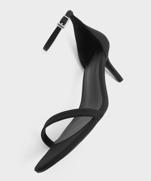 CHARLES & KEITH(チャールズ & キース)の「スティレットヒール アンクルストラップサンダル(サンダル・レディース・アイボリー/ブラック系その他2・24.5cm/23.5cm/23cm/22.5cm/22cm/26.5cm/25.5cm/25cm)」の14枚目の写真