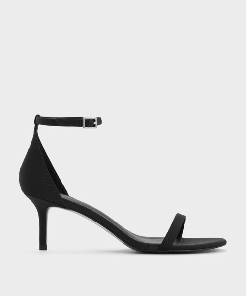 CHARLES & KEITH(チャールズ & キース)の「スティレットヒール アンクルストラップサンダル(サンダル・レディース・アイボリー/ブラック系その他2・24.5cm/23.5cm/23cm/22.5cm/22cm/26.5cm/25.5cm/25cm)」の11枚目の写真