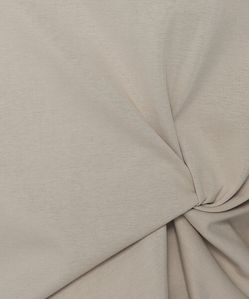 K.T KIYOKO TAKASE（キヨコタカセ）の「コットン強撚ポンチ デザインタックシャツ（Tシャツ/カットソー・レディース・ブラウン/ホワイト/ベージュ/ロイヤルブルー/ブラック/ネイビー・9号/11号）」の14枚目の写真