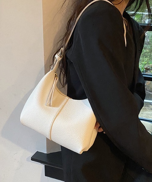 mebole(メボレ)の「daily color shoulder bag(ショルダーバッグ・レディース・ブラック/ベージュ/ホワイト・FREE)」の1枚目の写真