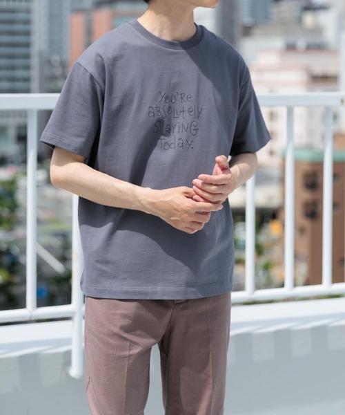 ITEMS URBANRESEARCH（アイテムズ アーバンリサーチ）の「レタード刺繍Tシャツ slaying today（Tシャツ/カットソー・メンズ・チャコールグレー/ブラック/ホワイト・LARGE/MEDIUM）」の20枚目の写真