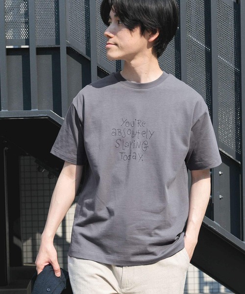 ITEMS URBANRESEARCH（アイテムズ アーバンリサーチ）の「レタード刺繍Tシャツ slaying today（Tシャツ/カットソー・メンズ・チャコールグレー/ブラック/ホワイト・LARGE/MEDIUM）」の22枚目の写真