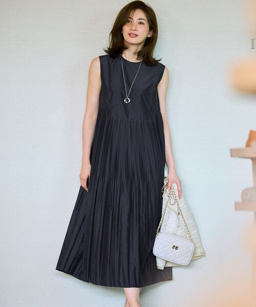 23区 L(ニジュウサンクオオキイサイズ)の「【洗える】プリーツコンビ ワンピース(ワンピース・レディース・ネイビー系/ブラウン系・44/50)」の1枚目の写真
