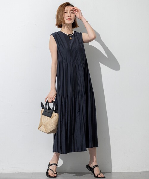 23区 L(ニジュウサンクオオキイサイズ)の「【洗える】プリーツコンビ ワンピース(ワンピース・レディース・ネイビー系/ブラウン系・44/50)」の15枚目の写真