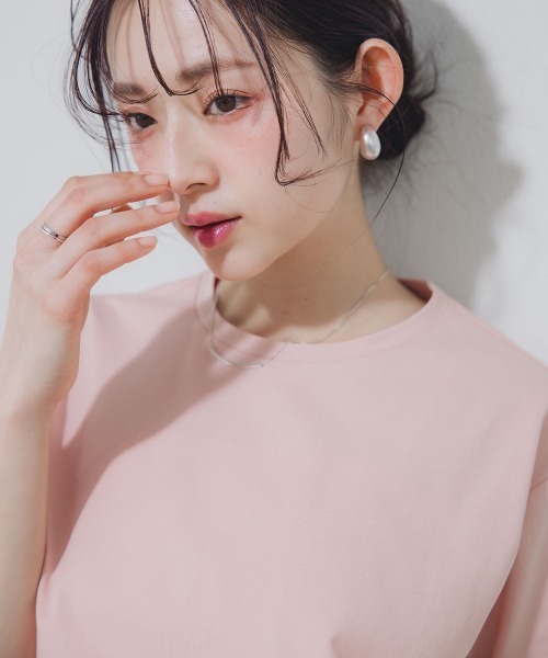 Petitjo（プッチージョ）の「小さいサイズ　毛玉になりにくいONにもOFFにも使えるキレイ見えTシャツ　低身長さん・小柄女性（Tシャツ/カットソー・レディース・ピンク/ブラック/ホワイト・PM/PL/PSS/PS）」の6枚目の写真