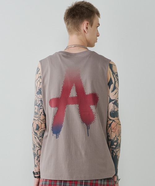 AIVER(アイバー)の「AIVER AグラデーションN/S TEE(Tシャツ/カットソー・メンズ・ホワイト/ブラック/チャコールグレー/アッシュグレー・SMALL/MEDIUM/LARGE)」の4枚目の写真