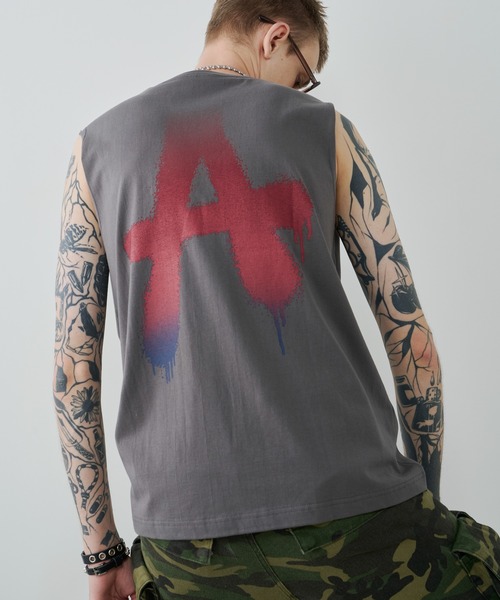 AIVER(アイバー)の「AIVER AグラデーションN/S TEE(Tシャツ/カットソー・メンズ・ホワイト/ブラック/チャコールグレー/アッシュグレー・SMALL/MEDIUM/LARGE)」の22枚目の写真