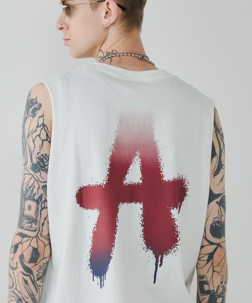 AIVER(アイバー)の「AIVER AグラデーションN/S TEE(Tシャツ/カットソー・メンズ・ホワイト/ブラック/チャコールグレー/アッシュグレー・SMALL/MEDIUM/LARGE)」の9枚目の写真