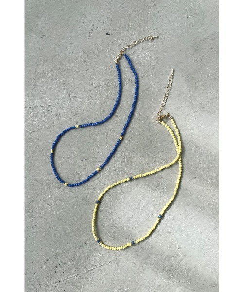 marjour(マージュール)の「SYNTHETIC STONE COLOR NECKLACE(ネックレス・レディース・イエロー/ブルー・FREE)」の3枚目の写真