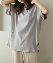 【NOAHL】ヴィンテージライク刺繍オーバーT