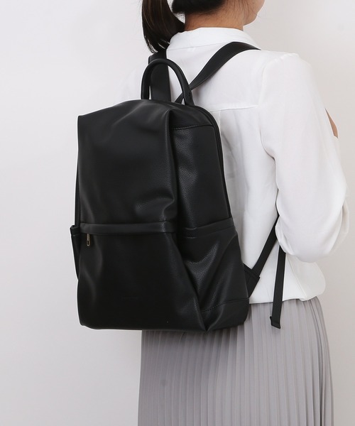 Legato Largo(レガートラルゴ)の「Legato Largo ざっくり収納リュック(バックパック/リュック・レディース・ブラック/グレイッシュベージュ/ピンクベージュ/アイボリー・FREE)」の11枚目の写真